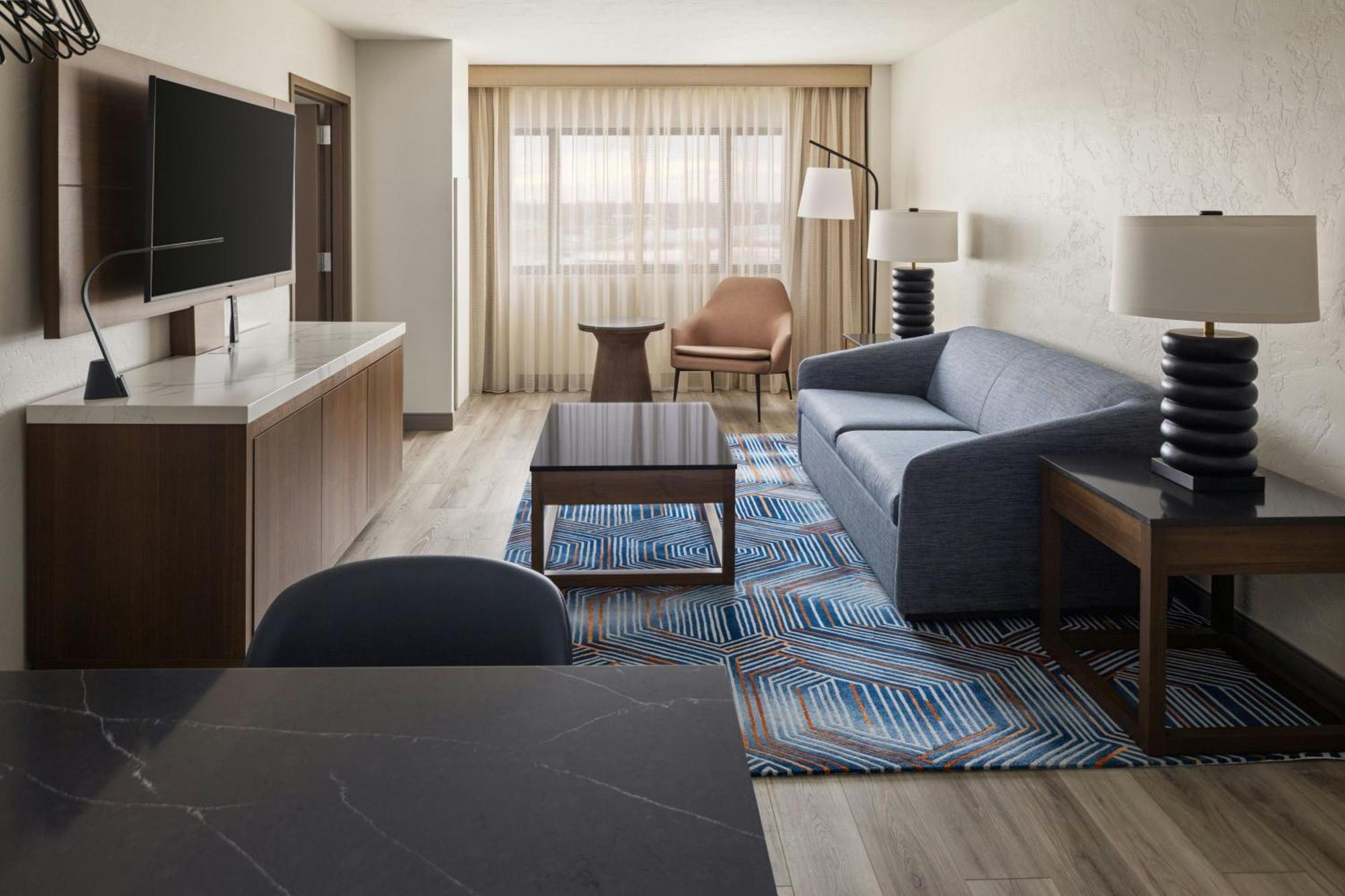 Oshkosh Marriott Waterfront Hotel & Convention Center Esterno foto