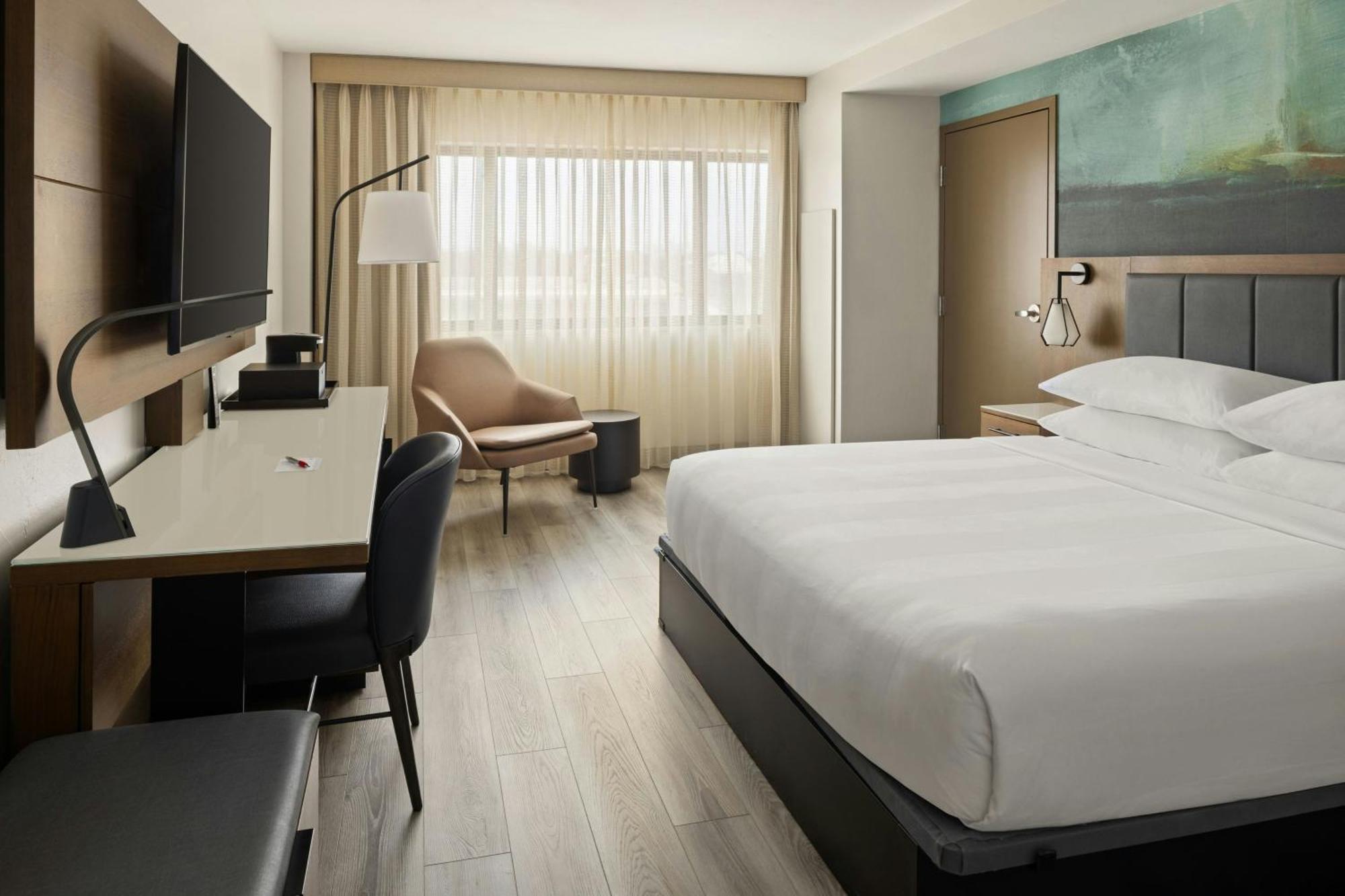 Oshkosh Marriott Waterfront Hotel & Convention Center Esterno foto